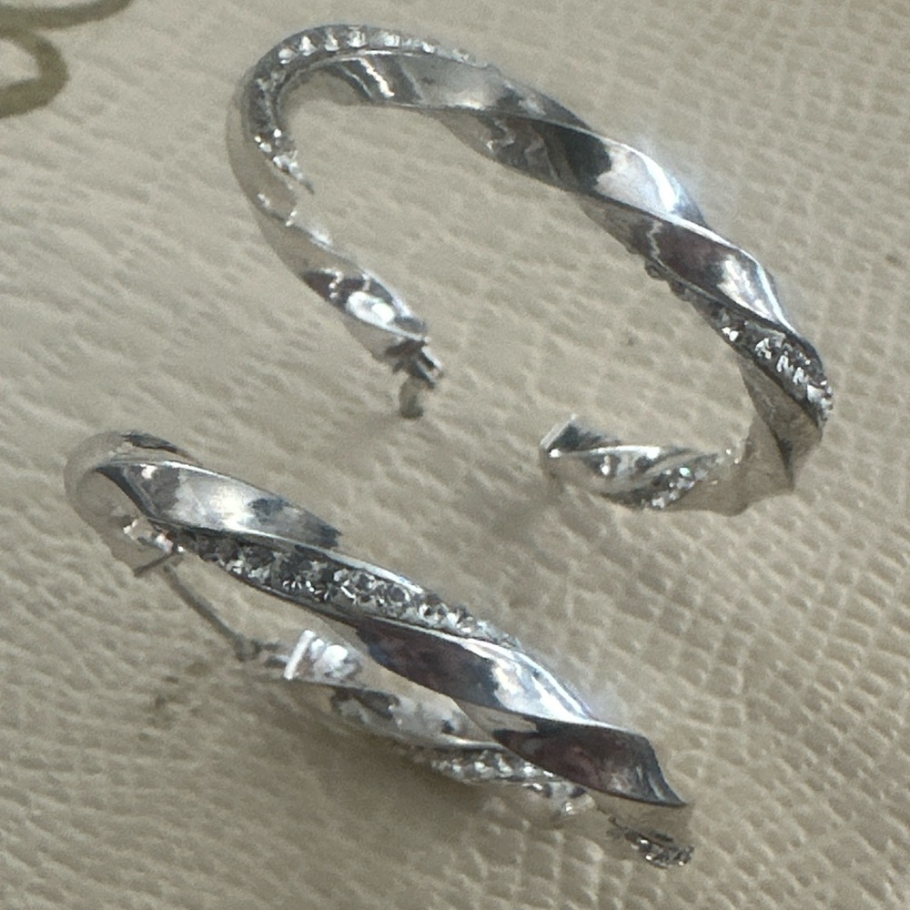 🔥.925 Tested Sterling Silver Crystal Jordan Mom Twisted Cable Hoop Earrings🔥